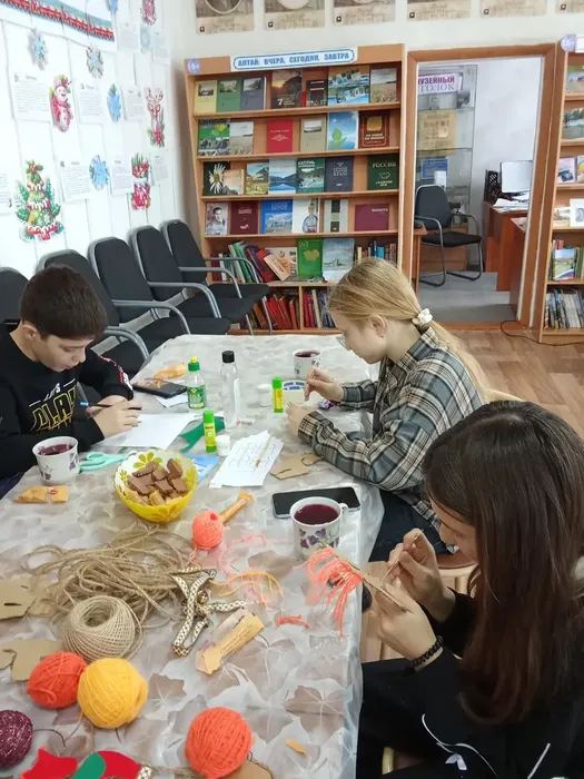 Новогоднее украшение на елку